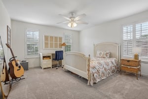 S Everett Way-S2106-027.jpg