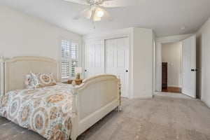 S Everett Way-S2106-028.jpg