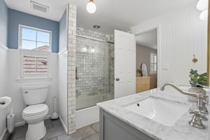 S Everett Way-S2106-033.jpg