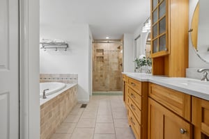 S Everett Way-S2106-037.jpg
