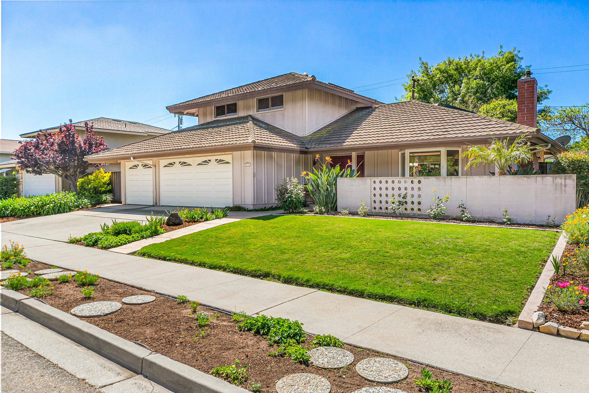 5437 San Patricio Dr, Santa Barbara, CA 93111, USA Photo 2