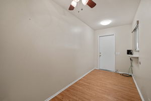  Photo 39