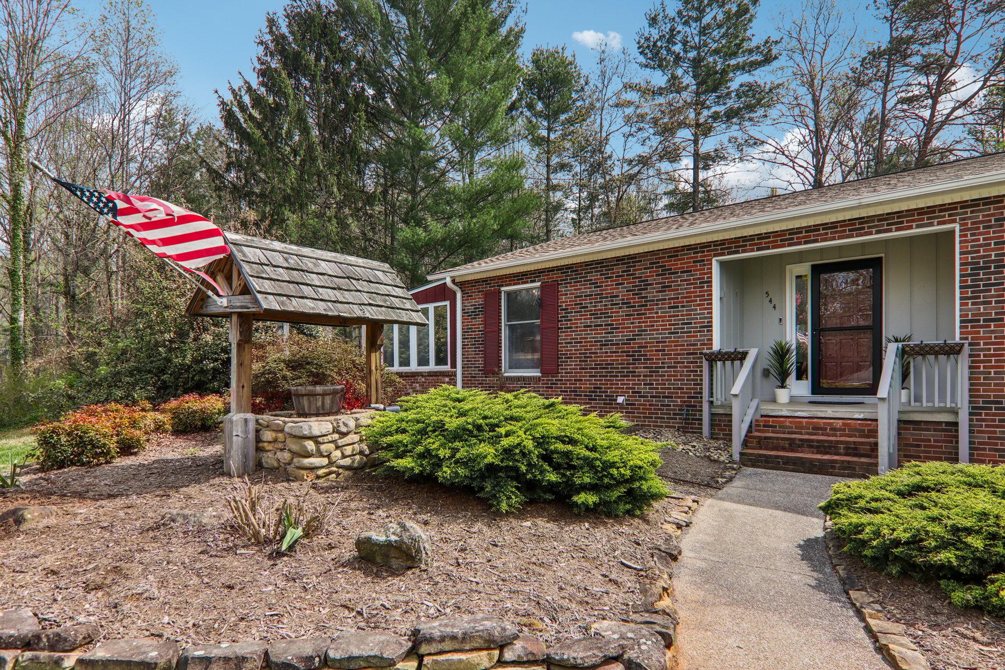 Bluebird Ridge-S0404-007.jpg