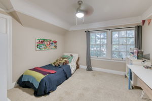  Photo 31
