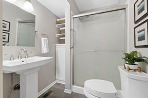  Photo 31
