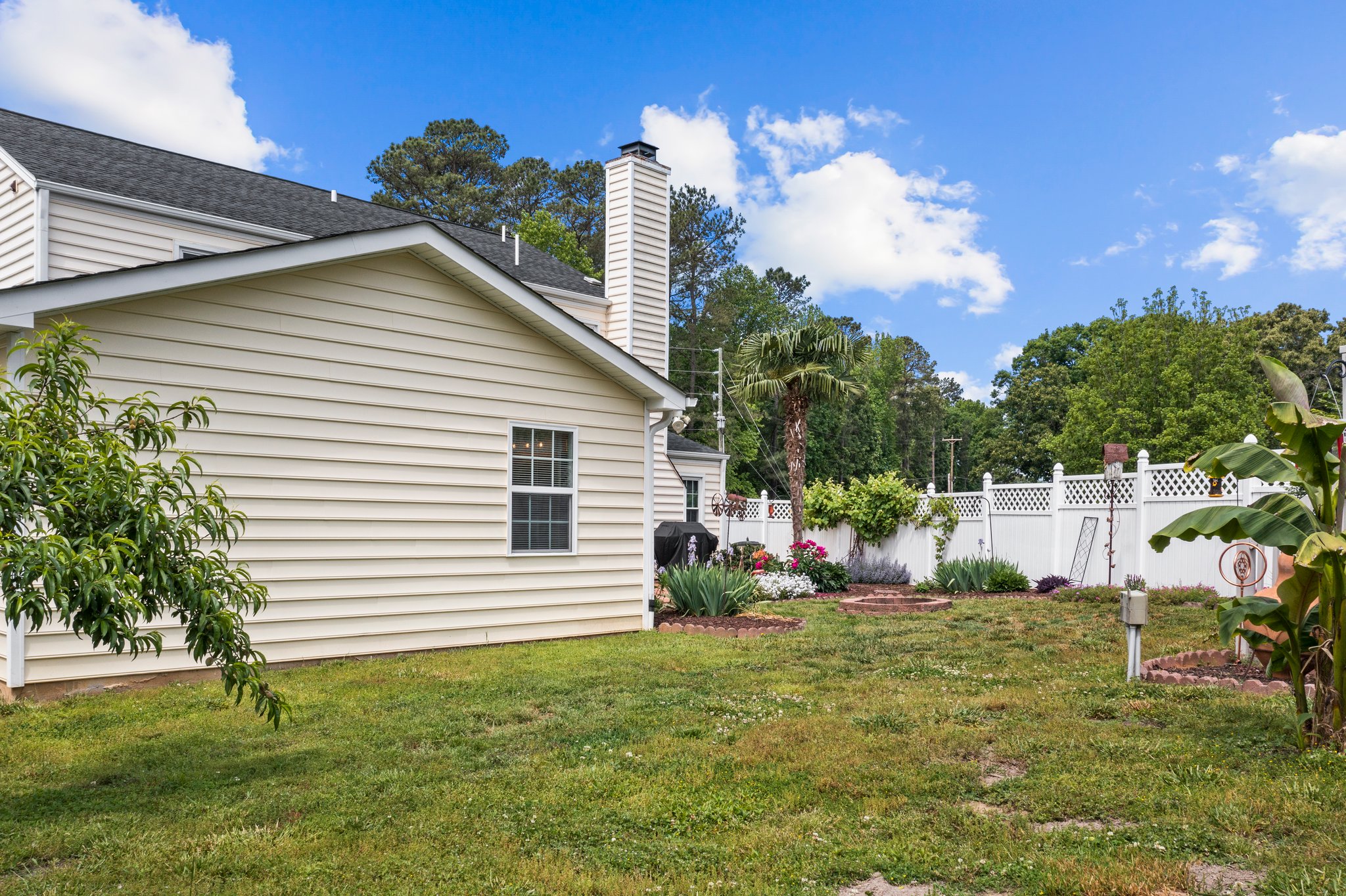 5440 Yates Mill Pond Rd, Raleigh, NC 27606, USA Photo 12