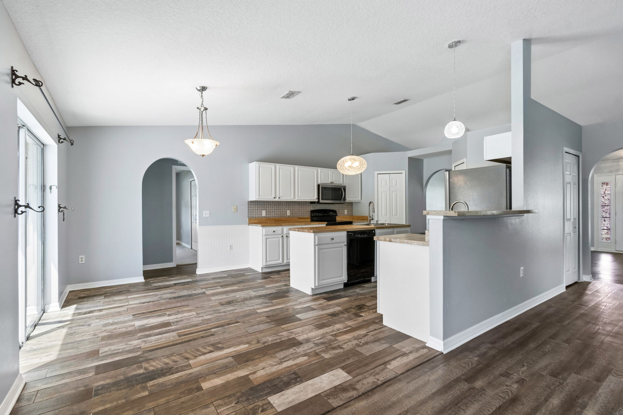 Breakfast Area/Kitchen