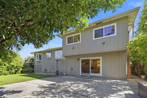 037_F8_5441 Castle Manor Dr