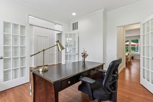 Ellsworth Dr-0506-041.jpg