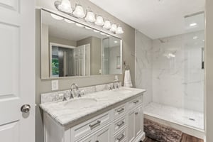Ellsworth Dr-0506-045.jpg