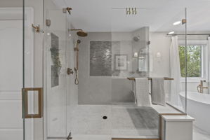  Photo 45