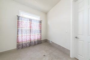 41 furniture removed.jpeg
