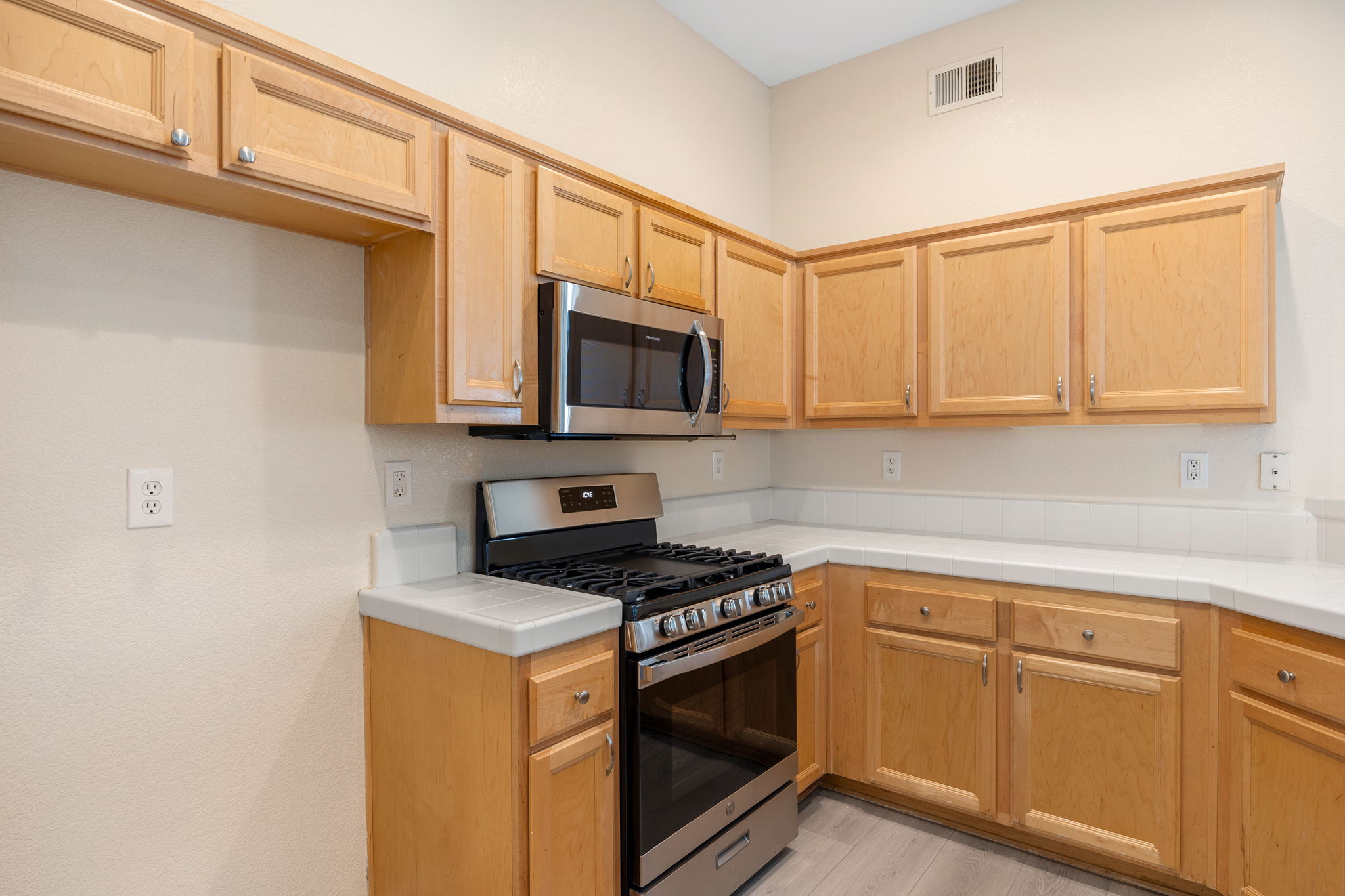 2023-10-16 - 5442 Alvoca Way, Sacramento, CA 21