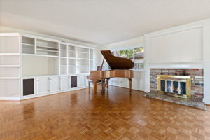 06 - Living Room