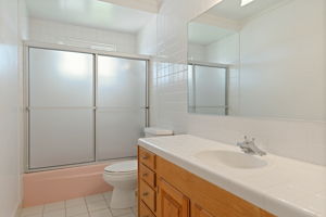 15 - Bathroom 2