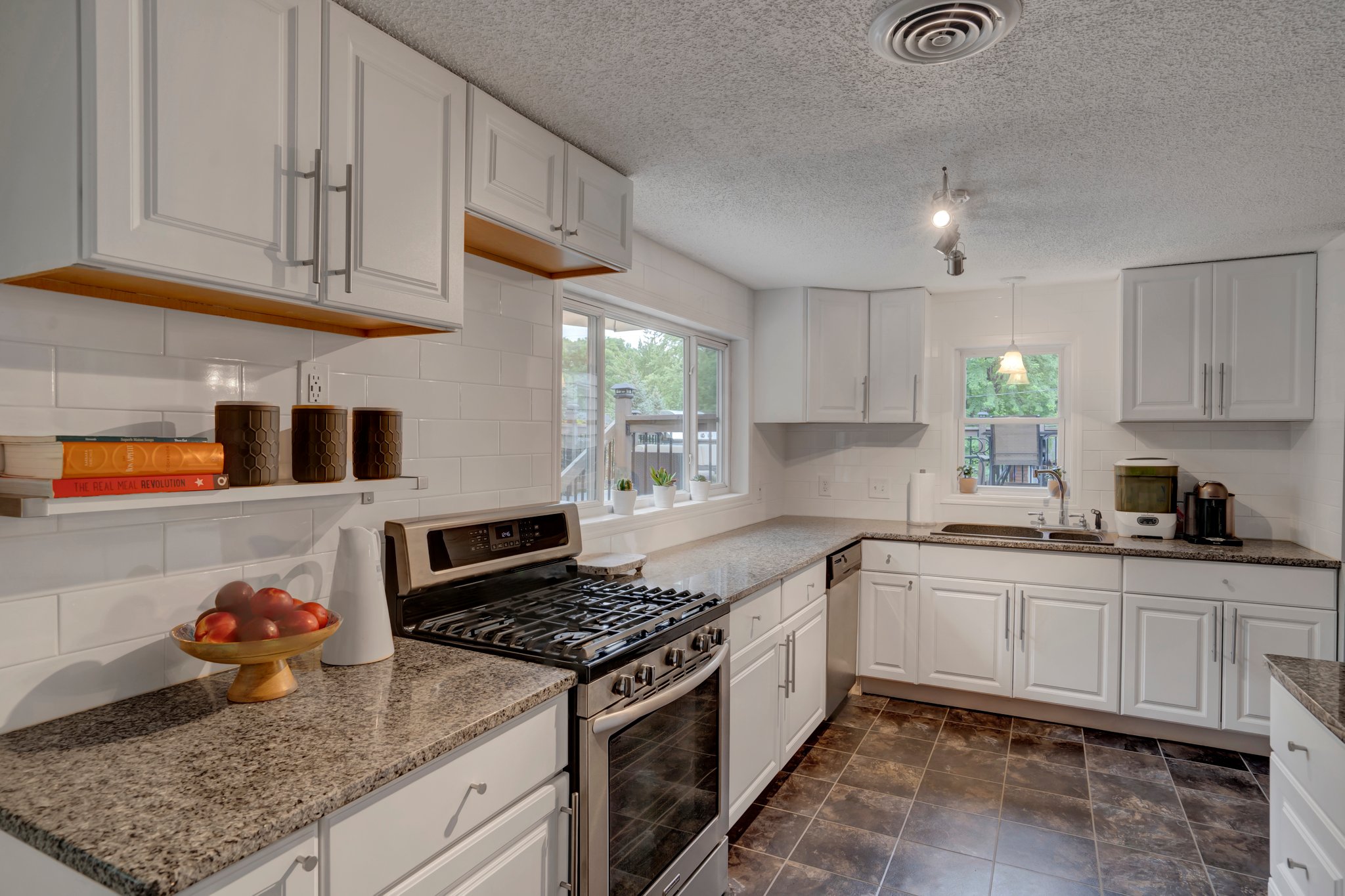 5444 Spruce Rd, Mound, MN 55364, USA Photo 30
