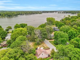5444 Spruce Rd, Mound, MN 55364, USA Photo 12