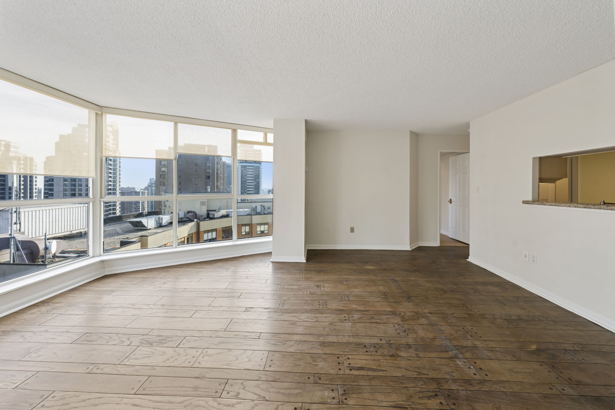5444 Yonge St Unit 1803 Toronto, ON M2N 6J9