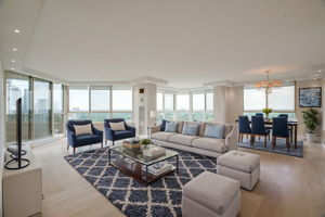 5444 Yonge St Unit 1607, Toronto ON