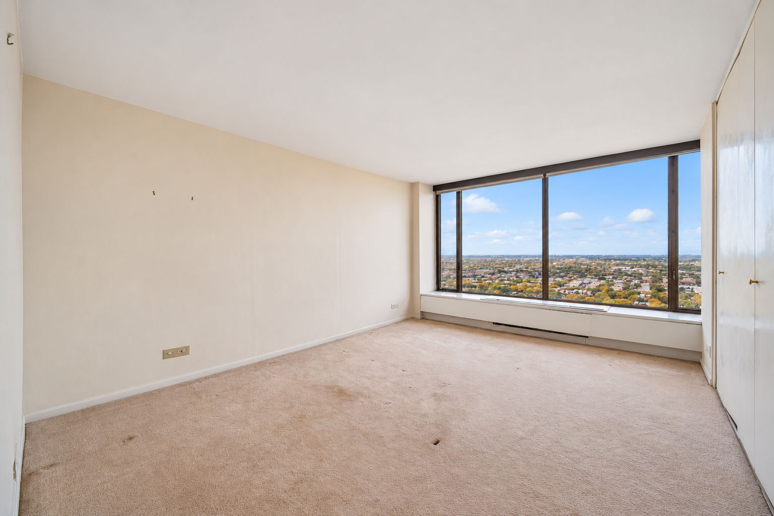 Bedroom window wall