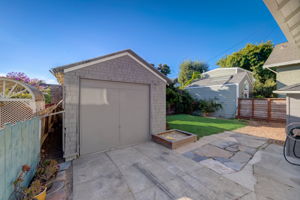 Lawton Ave-036