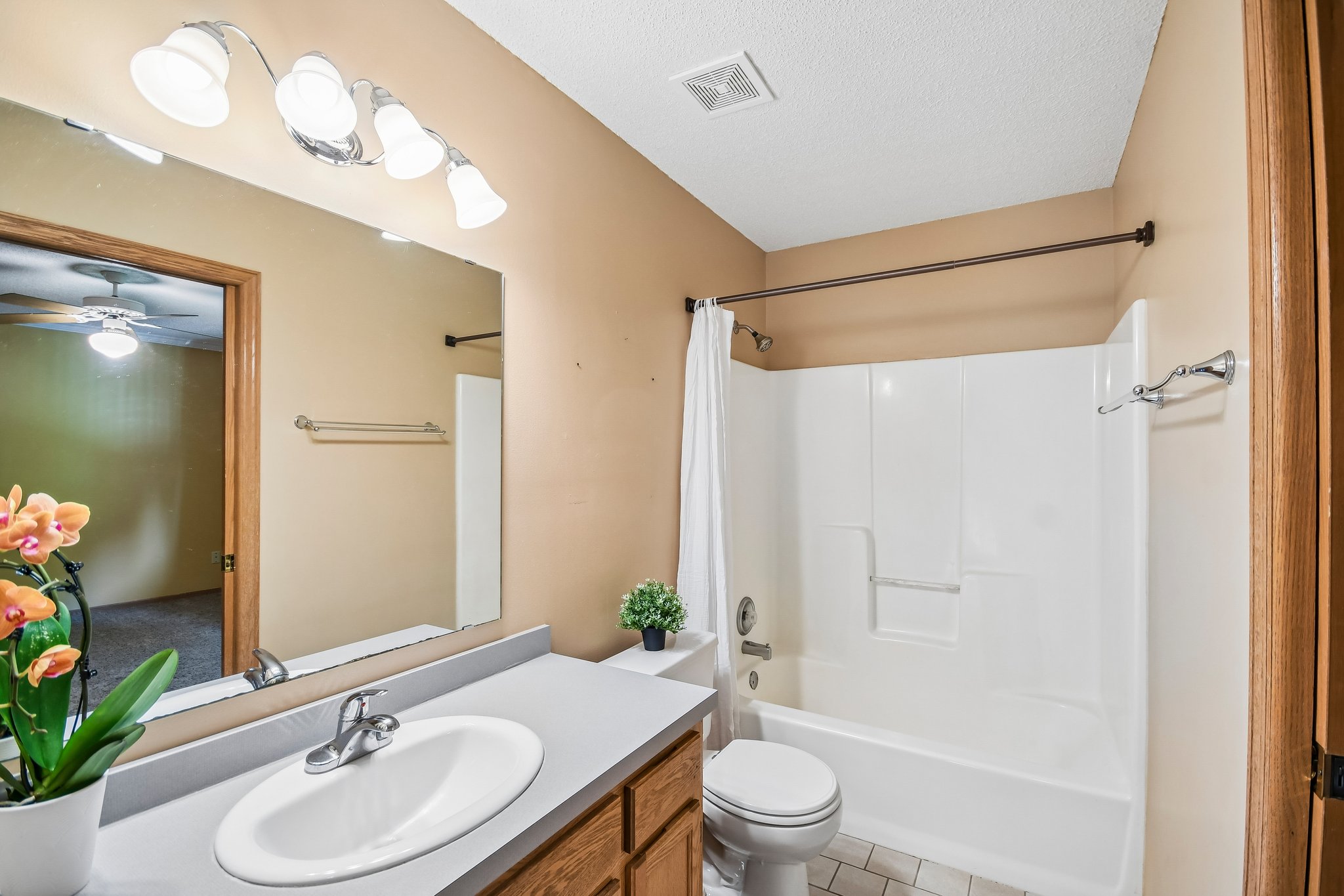187th St W-S1109-033.jpg