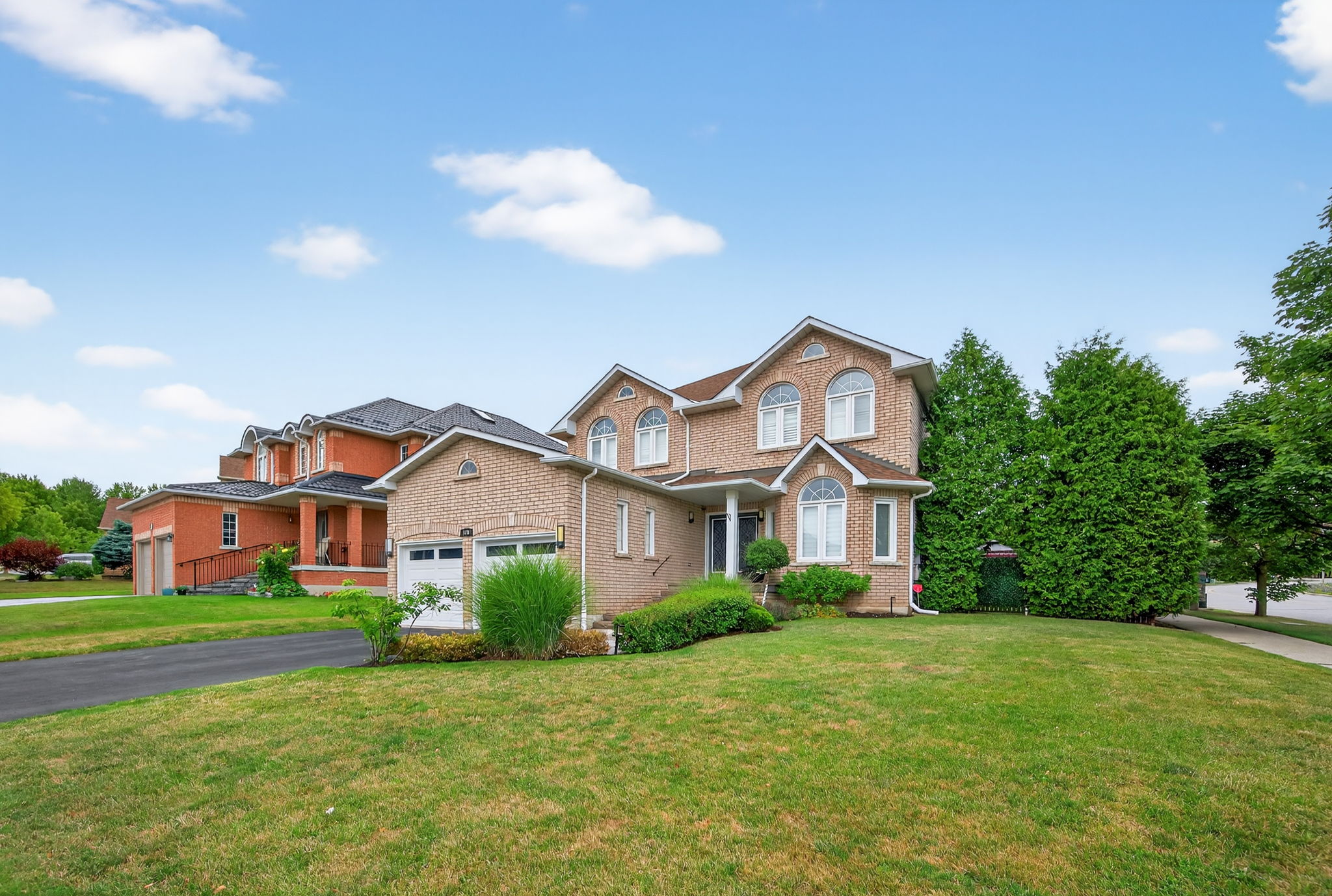 545 Highcliffe Dr Vaughan, ON L4J 8L3