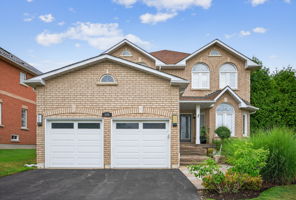 545 Highcliffe Dr, Vaughan ON