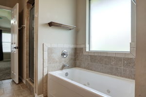  Photo 30