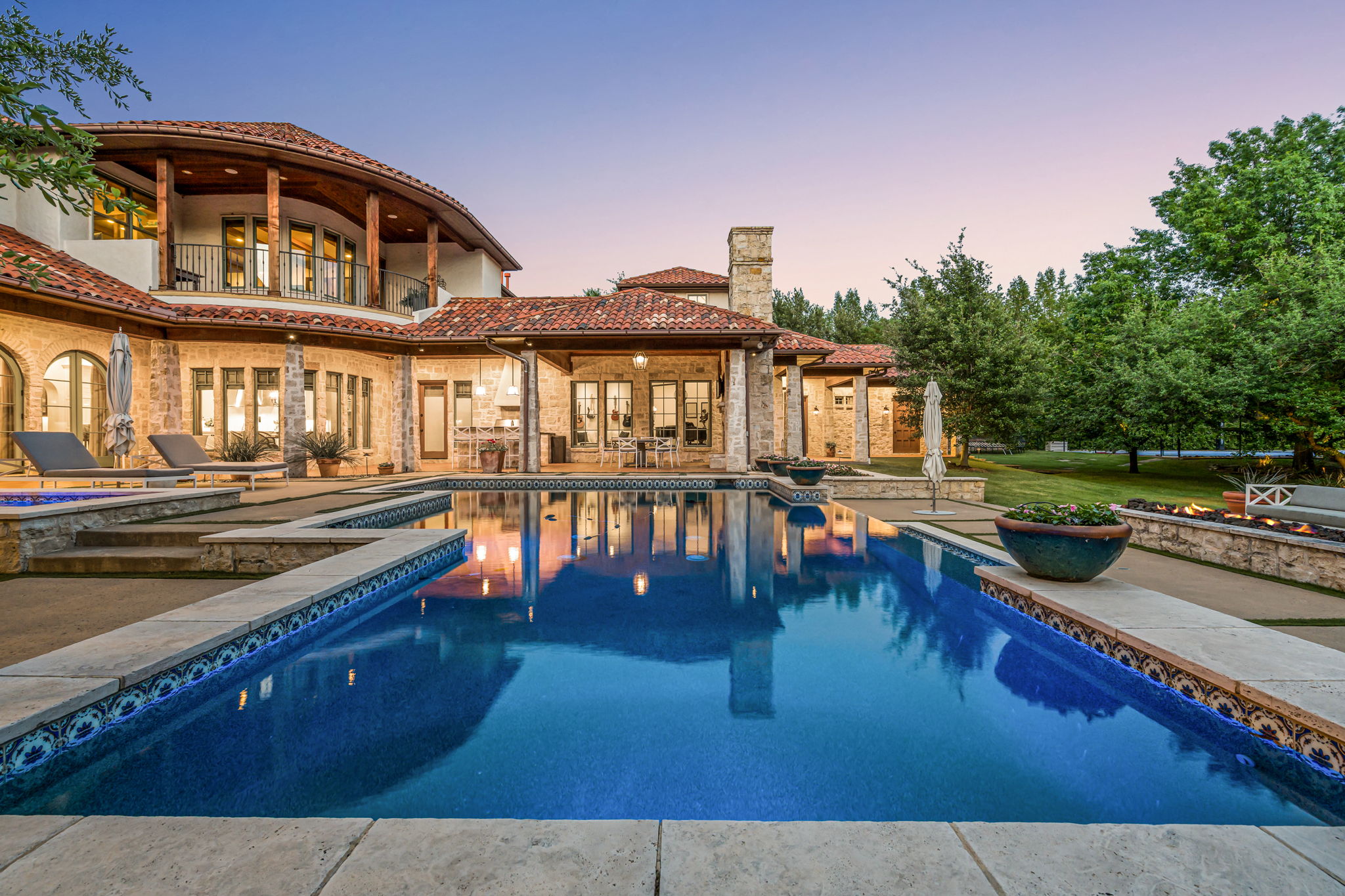 Photo 67