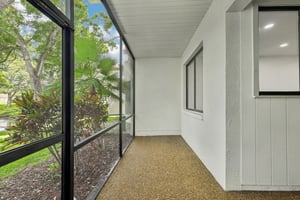 Westlake Blvd-S1007-043.jpg