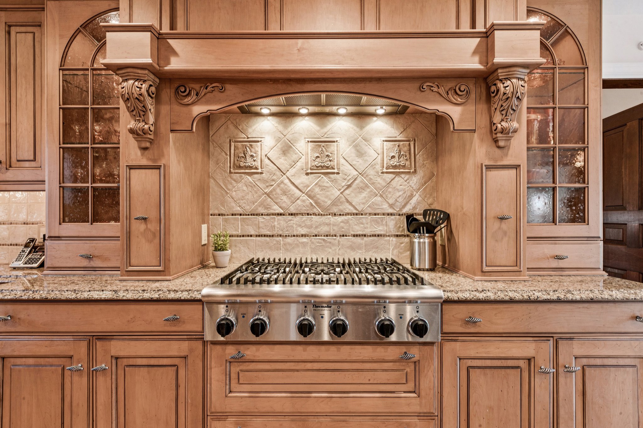 Windsor Rd-S1303-026.jpg