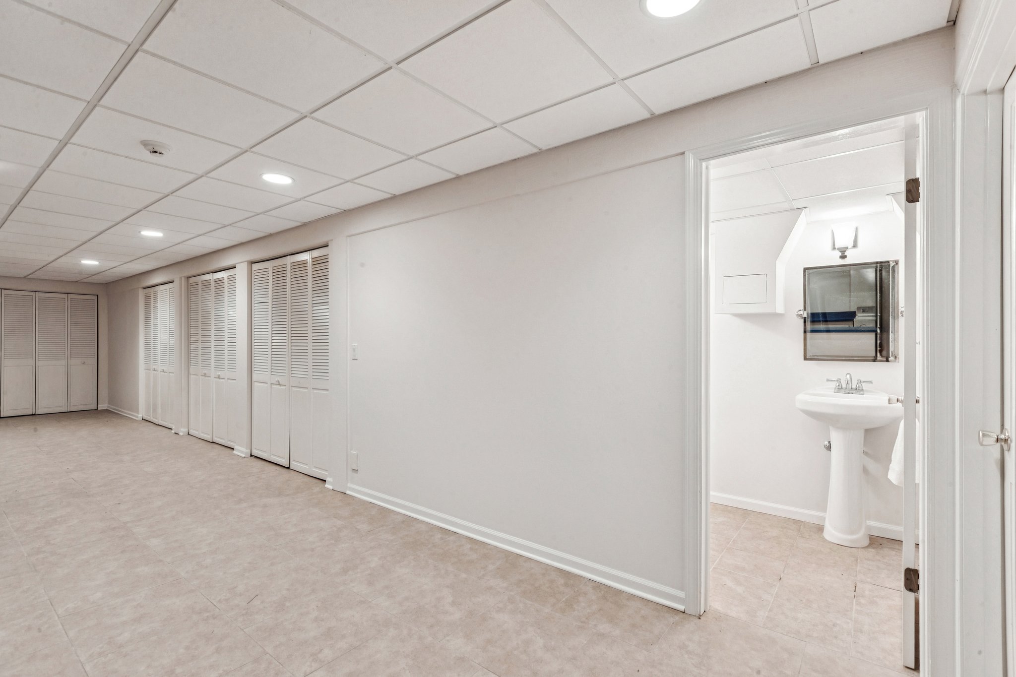 Windsor Rd-S1303-072.jpg