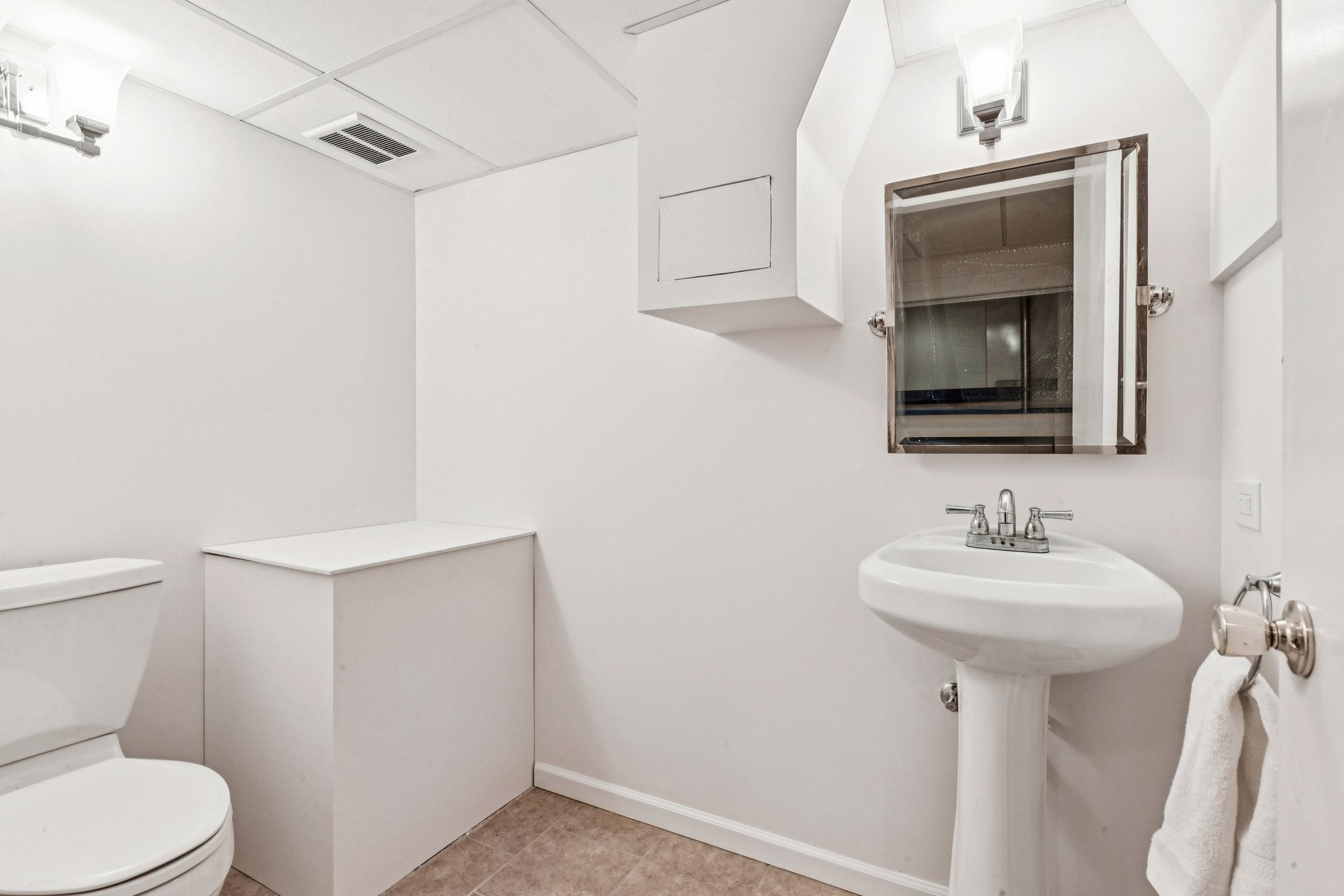 Windsor Rd-S1303-073.jpg