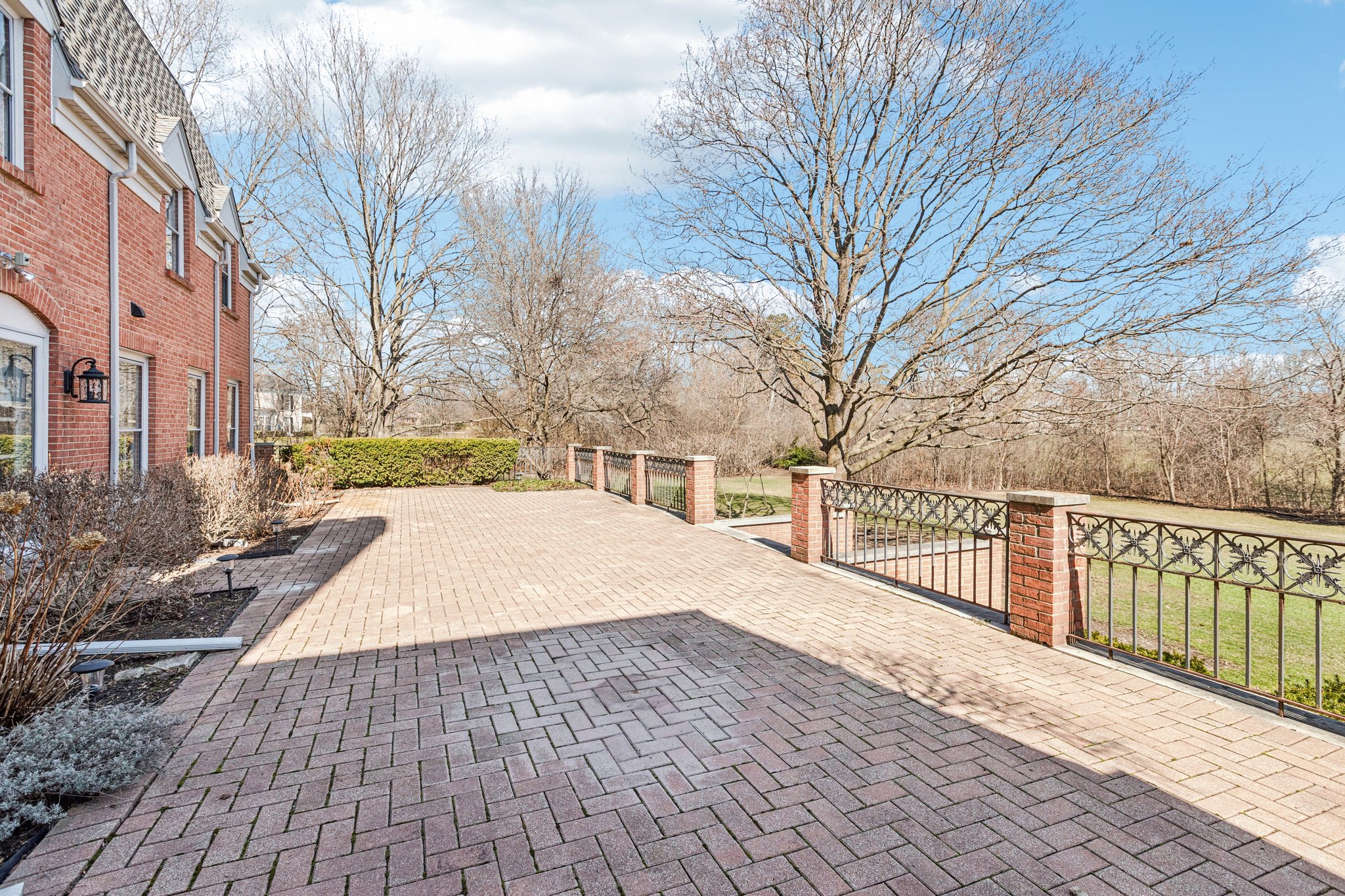 Windsor Rd-S1303-081.jpg