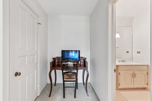 Windsor Rd-S1303-047.jpg