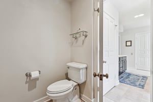 Windsor Rd-S1303-059.jpg