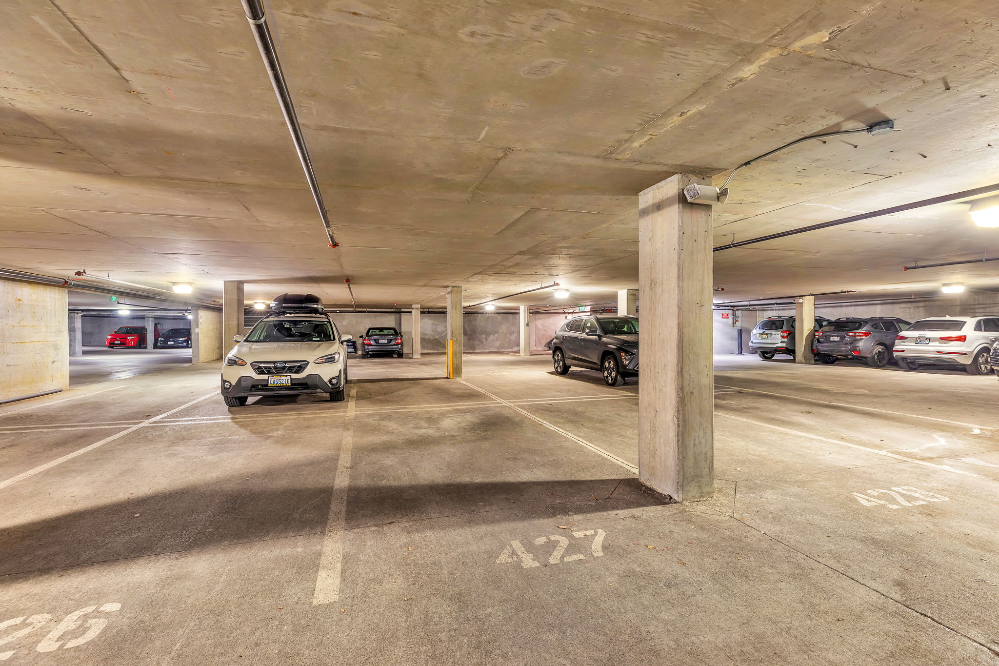 427 Close to elevator