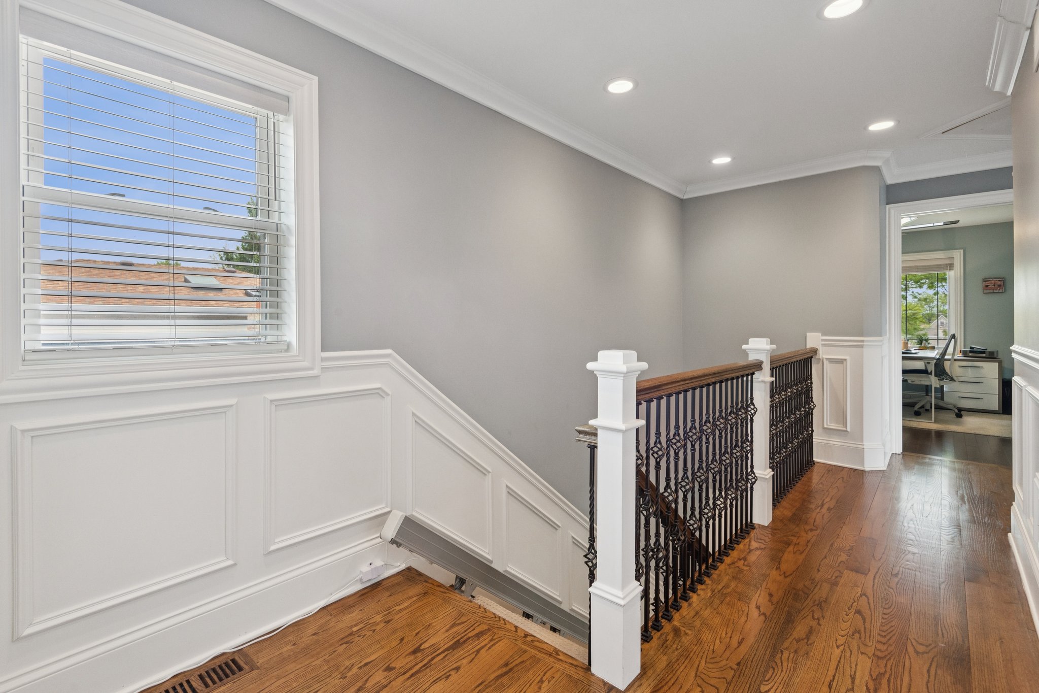 5450 N Natoma Ave_015.jpg