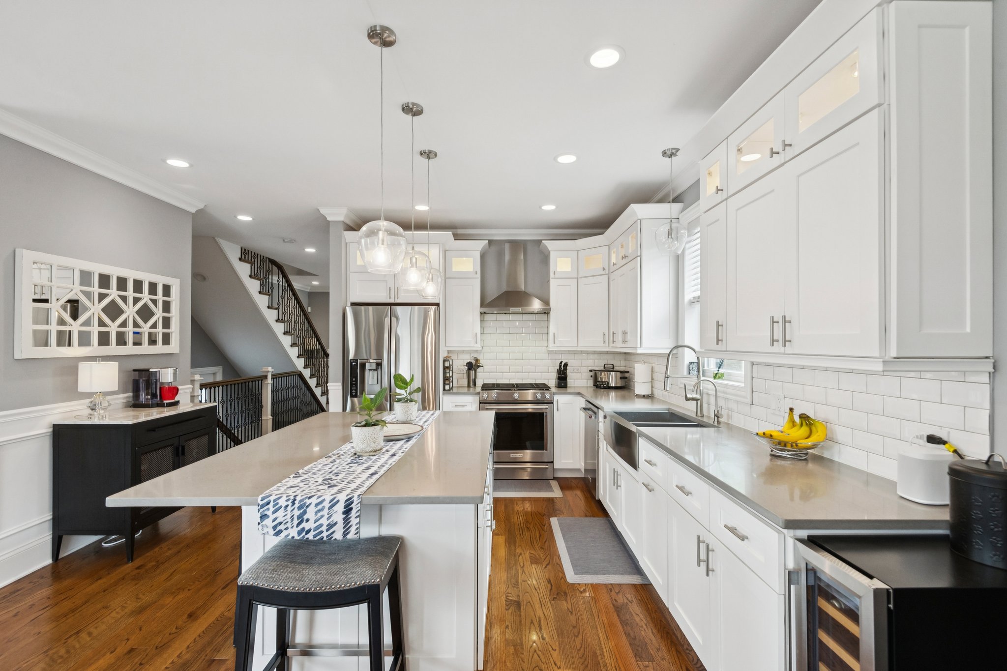 5450 N Natoma Ave_026.jpg