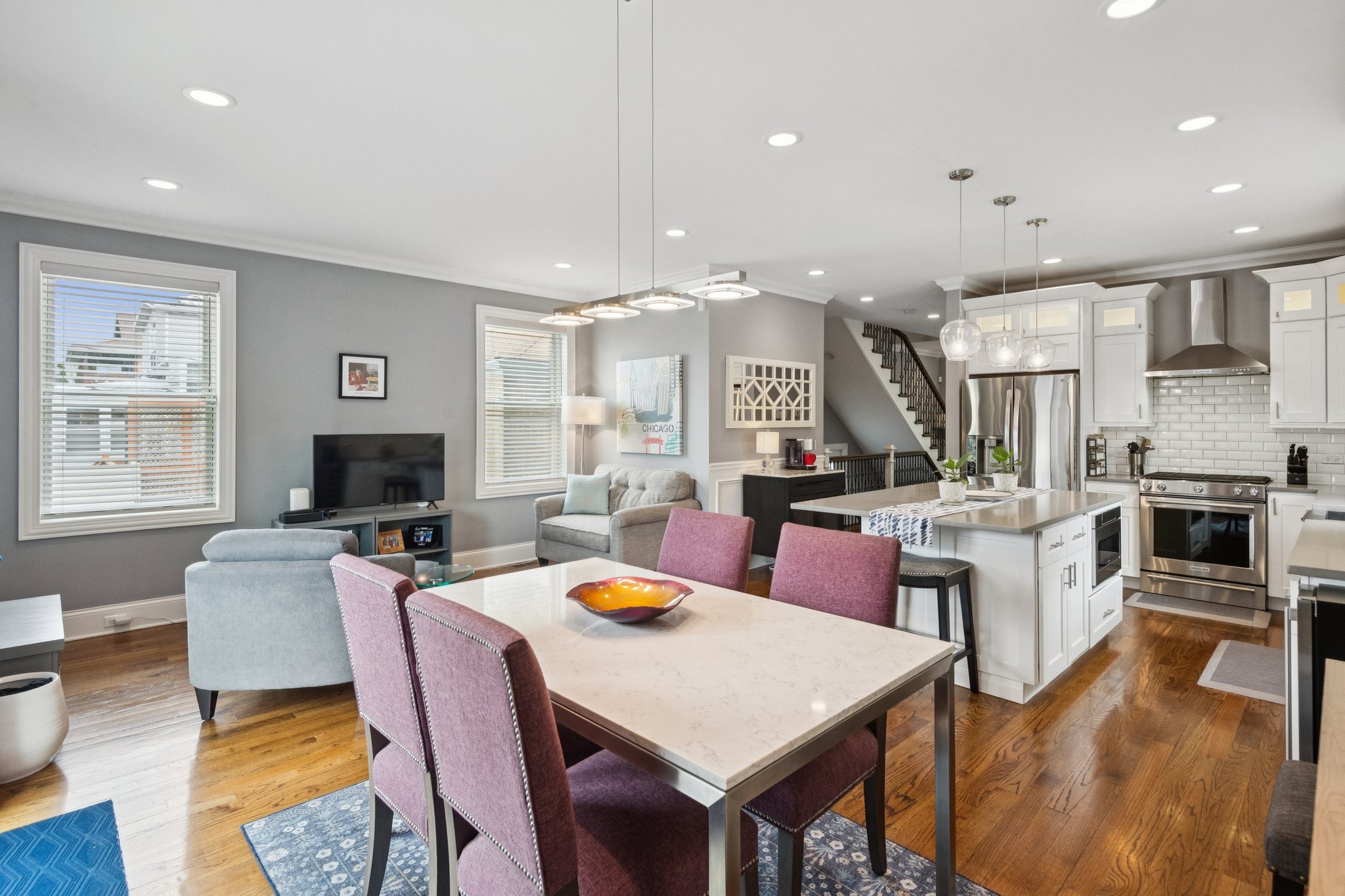 5450 N Natoma Ave_027.jpg