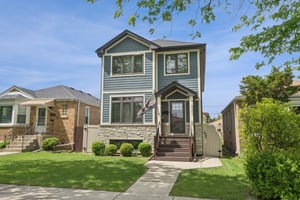 5450 N Natoma Ave_001.jpg