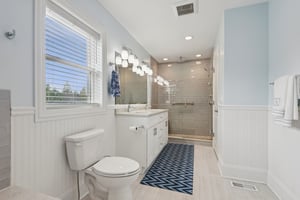 5450 N Natoma Ave_011.jpg