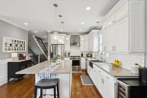 5450 N Natoma Ave_026.jpg