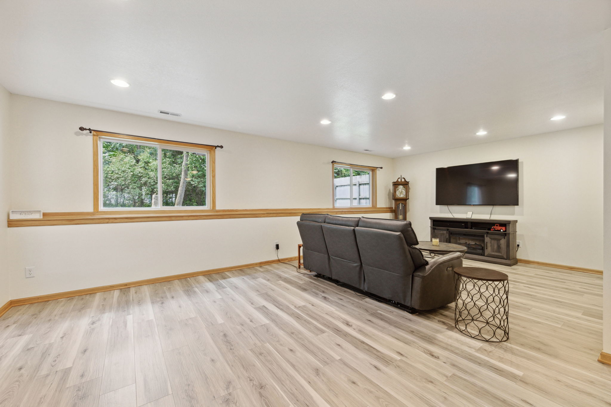 17_Interior