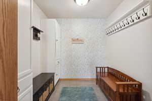 15_Interior