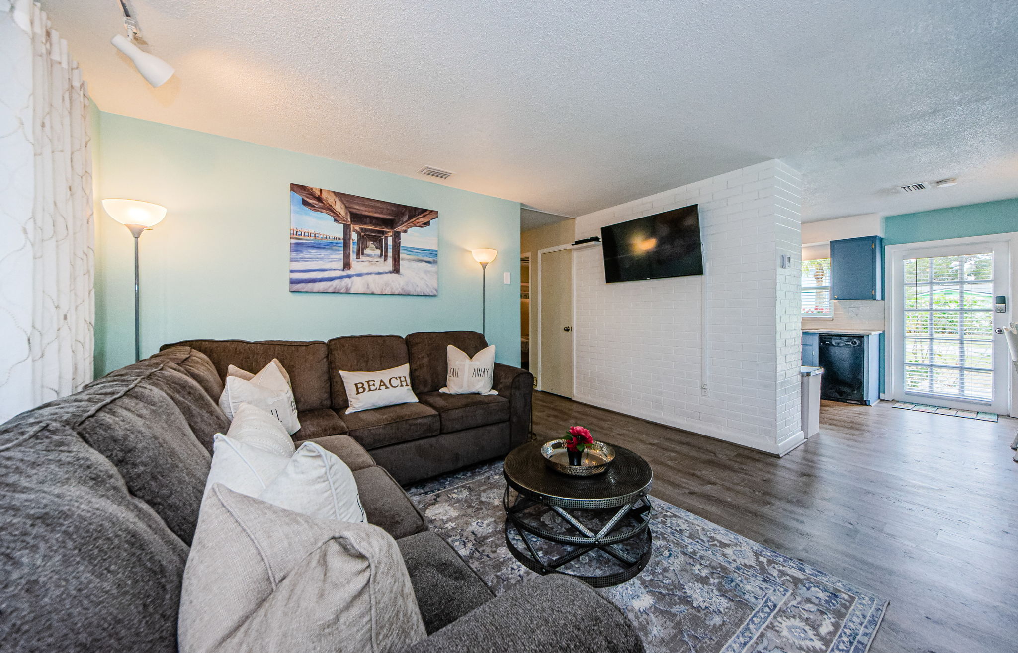 Family Room 4