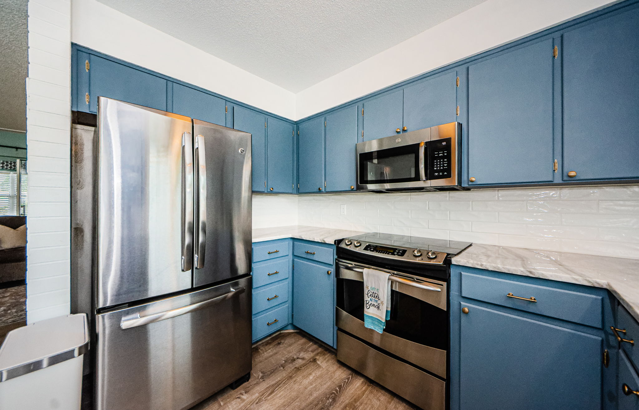 Kitchen 2-2