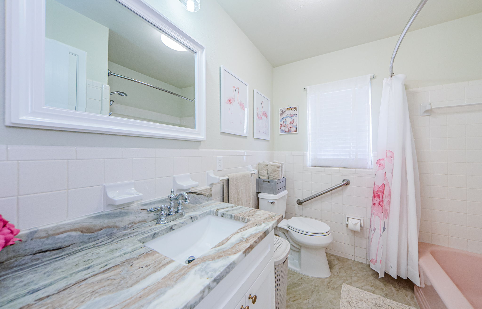 Bathroom 1a-2