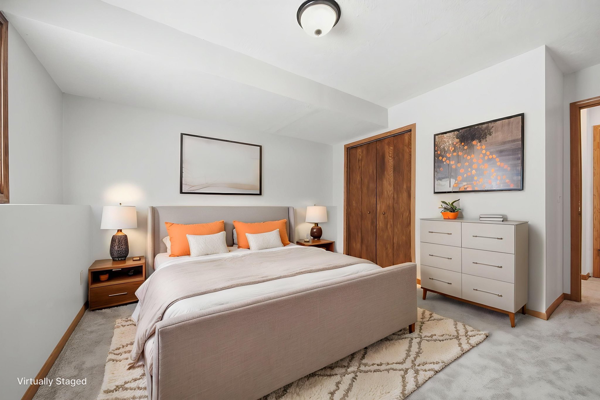 026_DSC04560 virtually staged.jpeg